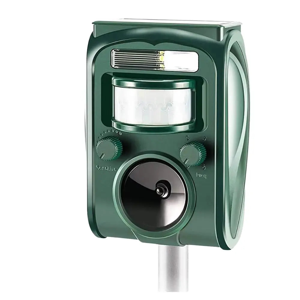 Solar Ultrasonic Pest Repellent PIR Sensor 6-8M Adjustable