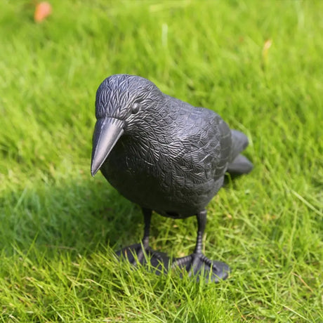 Simulation Black Crow Decoy: Realistic Bird Repellent for Gardens and Balconies