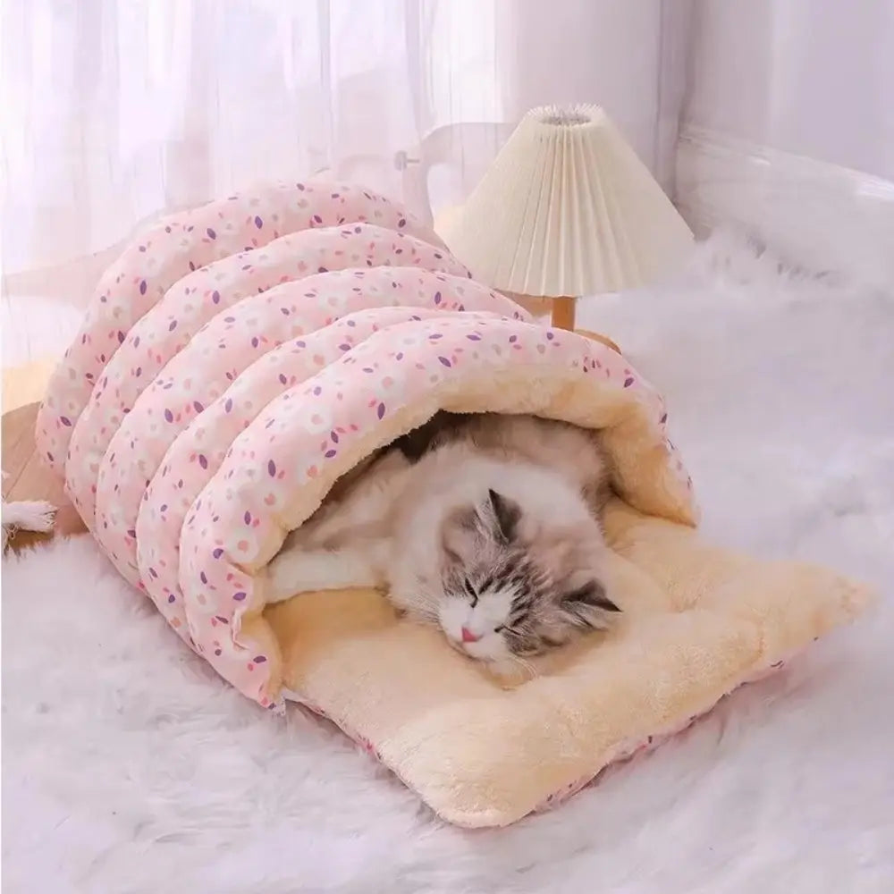 Soft Cat Bed Cushion – Coral Fleece Sleeping Bag Bed for Cats & Kittens