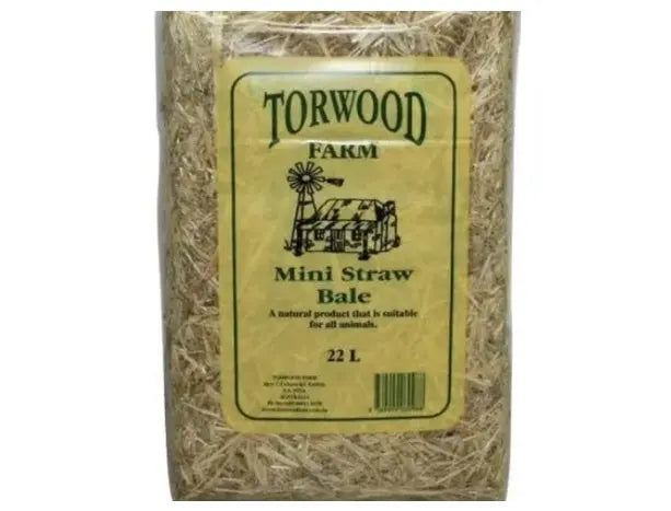 Torwood Farm Mini Straw Bale 22L – Natural Barley Straw Bedding for Rabbits & Guinea Pigs
